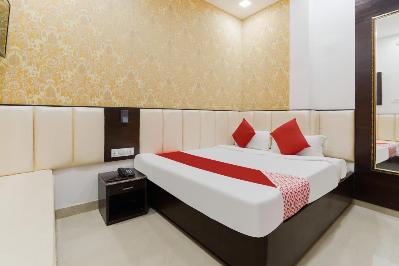Oyo 48489 Adarsh Plaza Hotel Szaharanpur Kültér fotó