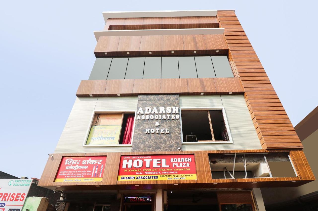 Oyo 48489 Adarsh Plaza Hotel Szaharanpur Kültér fotó